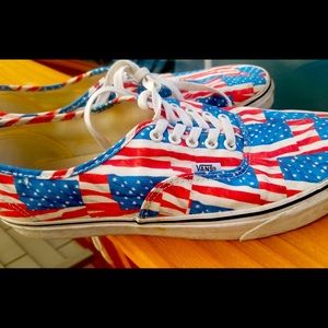 Vans Free Flag Red/True White Edition - 11.5 Mens